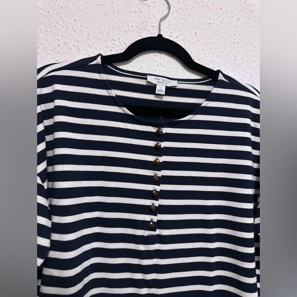 Ann Taylor Blue and White Striped Long Sleeve size Large - Picture 5 of 7